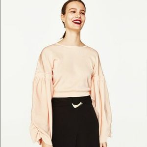NWT Zara Crop Sweater with Full Sleeves, Size Med