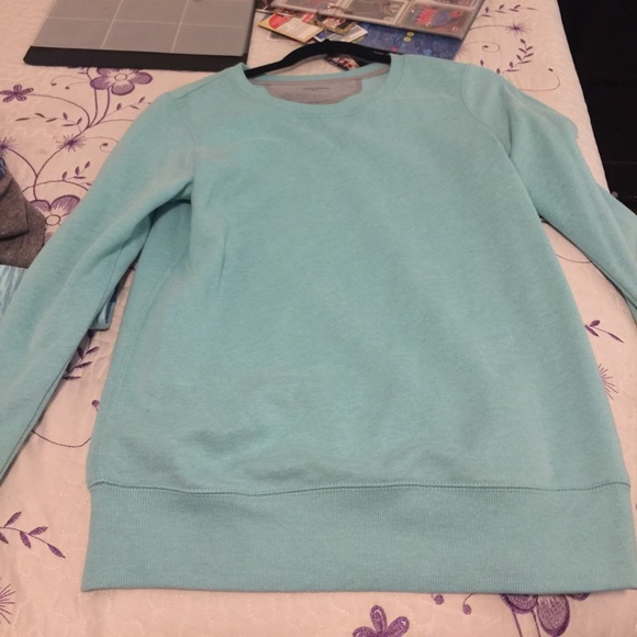 Sweatshirt - Picture 1 of 2