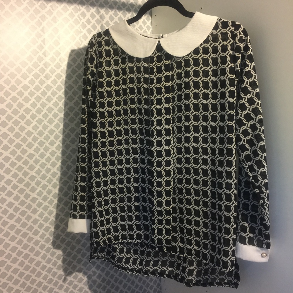 🇮🇹 Size M Lightweight Chain Print Blouse