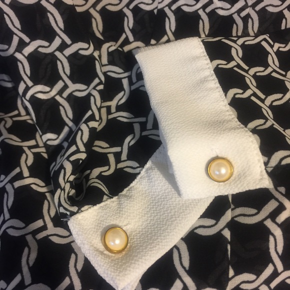 🇮🇹 Size M Lightweight Chain Print Blouse - Picture 3 of 5