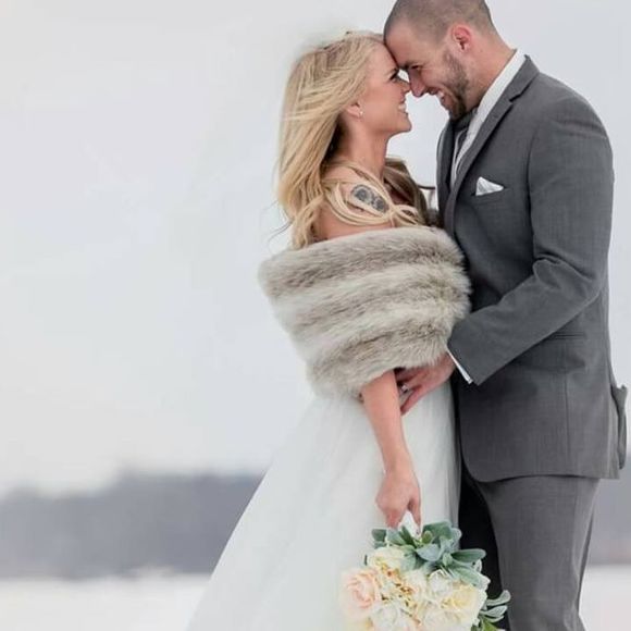 Meet your Posher, Manda - Picture 1 of 1