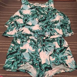 Two-piece tropical print set