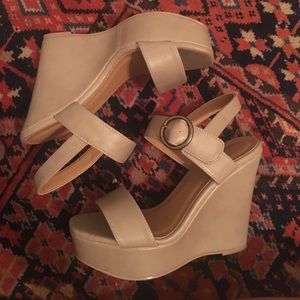 Nude wedges (size 5)