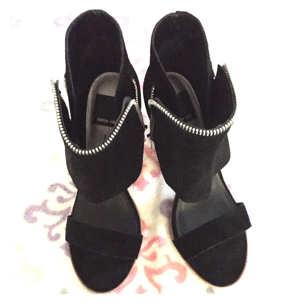 Dolce vita shoes size 6