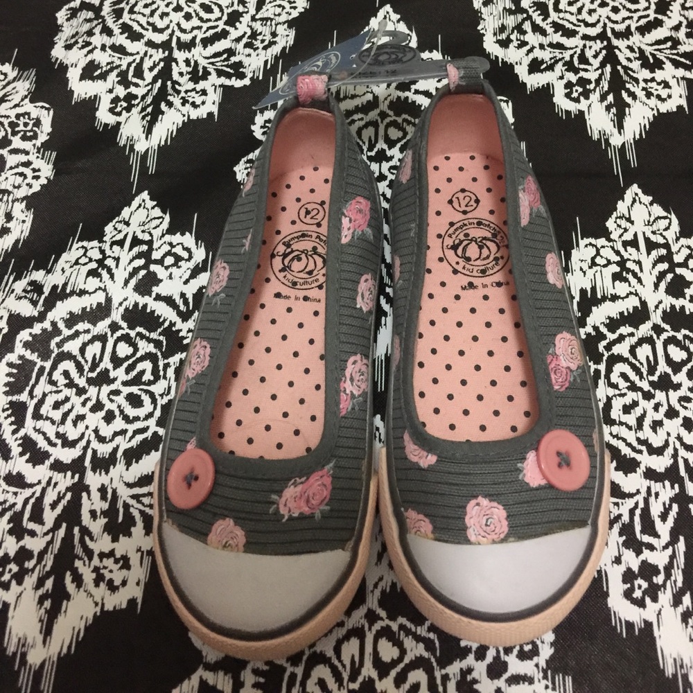 Girls size 12 shoes Pumpkin Patch Kids
