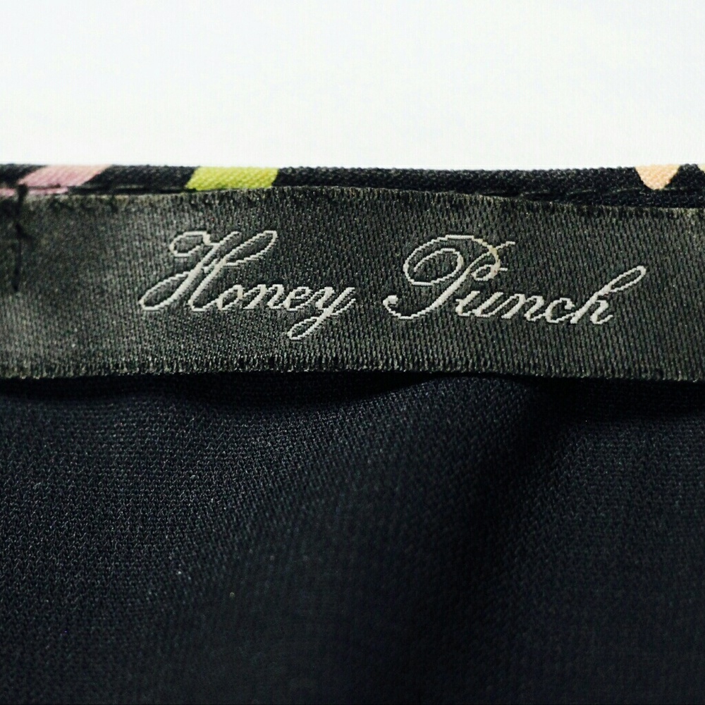 ❌SOLD ❌ [Honey Punch] Sleeveless Floral Dress - Picture 5 of 8