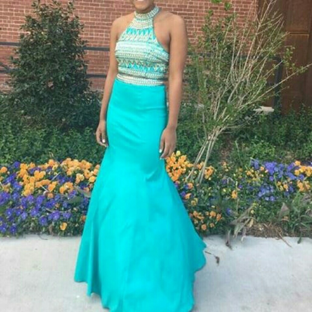 Prom dress
