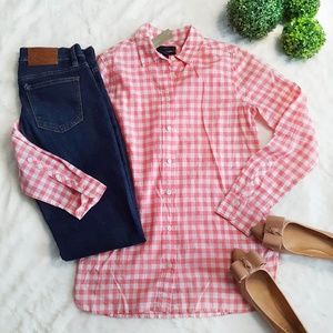NEW Petite Boy Shirt in Crinkle Gingham