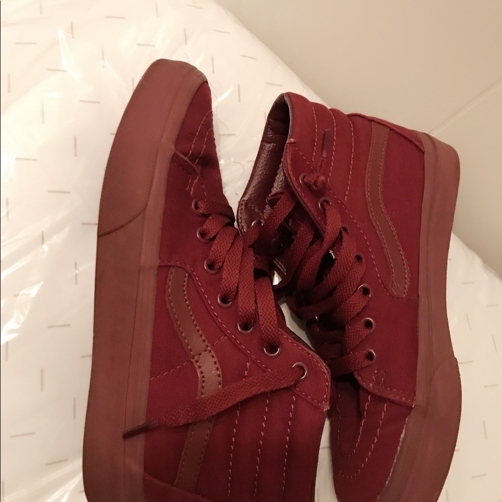 Vans - Picture 3 of 4