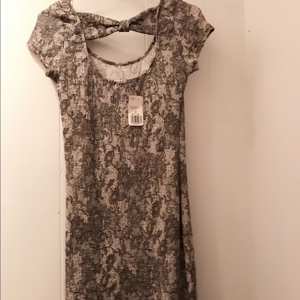 Dress - Picture 2 of 2
