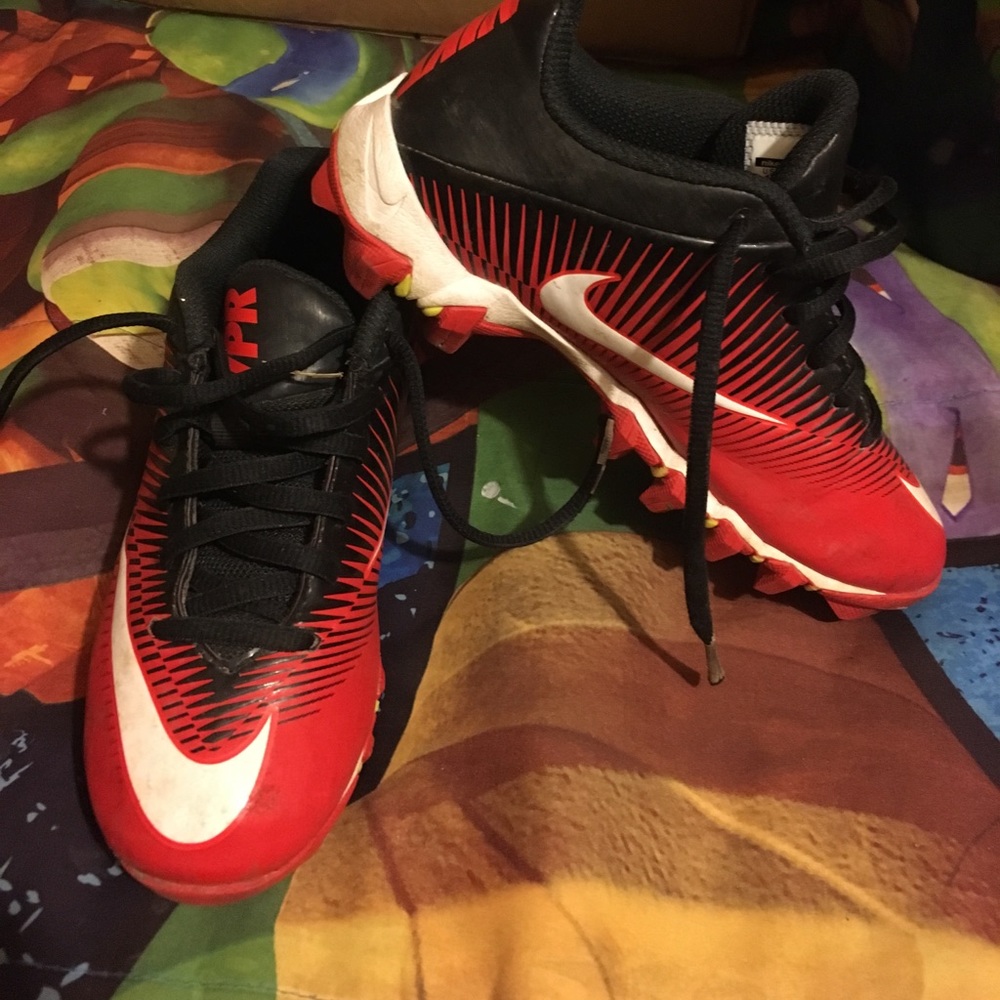 Youth Football Cleats