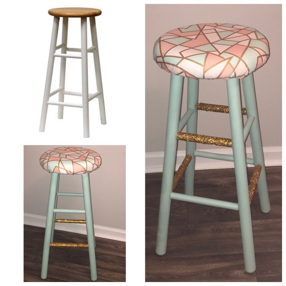 Cushion Bar Stool💗 - Picture 1 of 1
