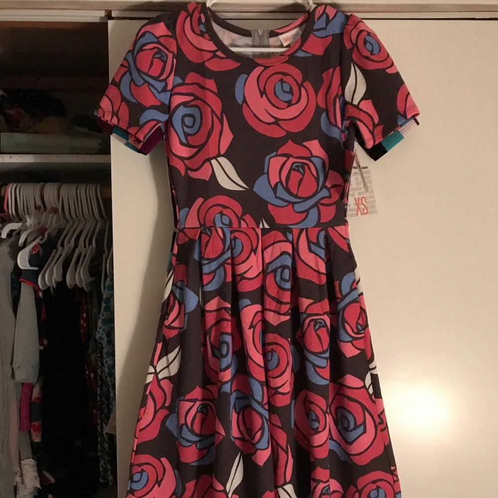 Unicorn! Disney roses Amelia!