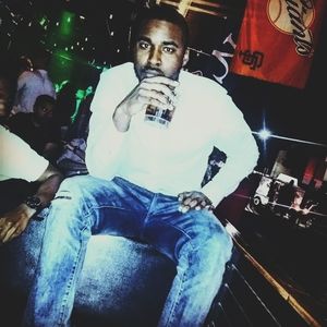 Meet your Posher, Dominic