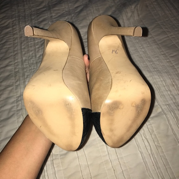 Steve Madden beige stiletto - Picture 3 of 3
