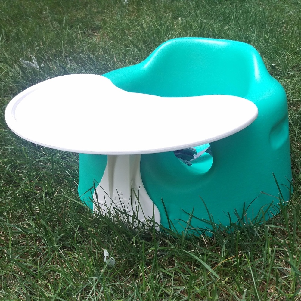 Bumbo Chair with Tray and Straps