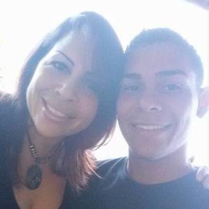 Meet your Posher, Yanira