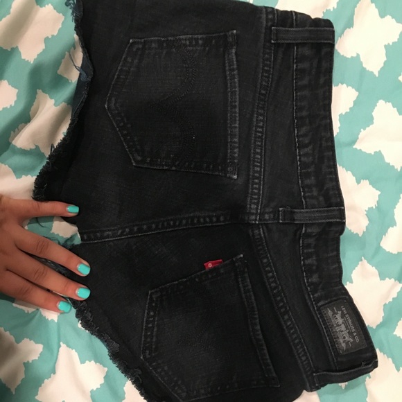 Levi Short shorts - Picture 4 of 4