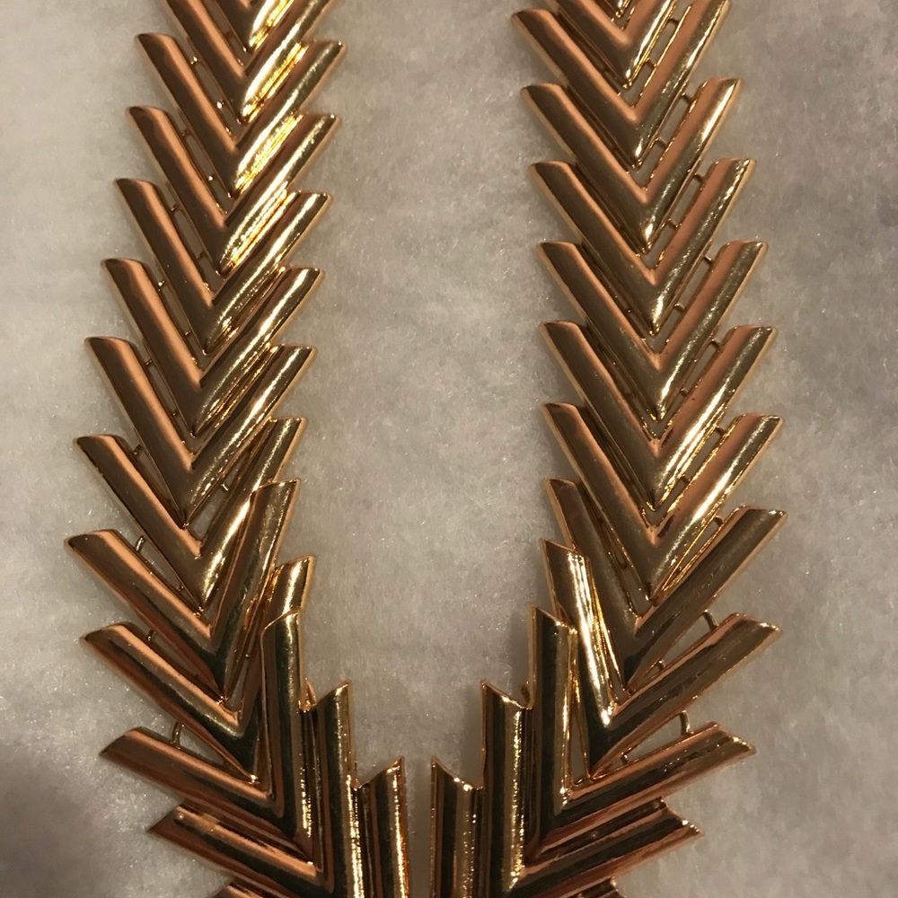 New in Box, Gold Fashion Necklace never worn