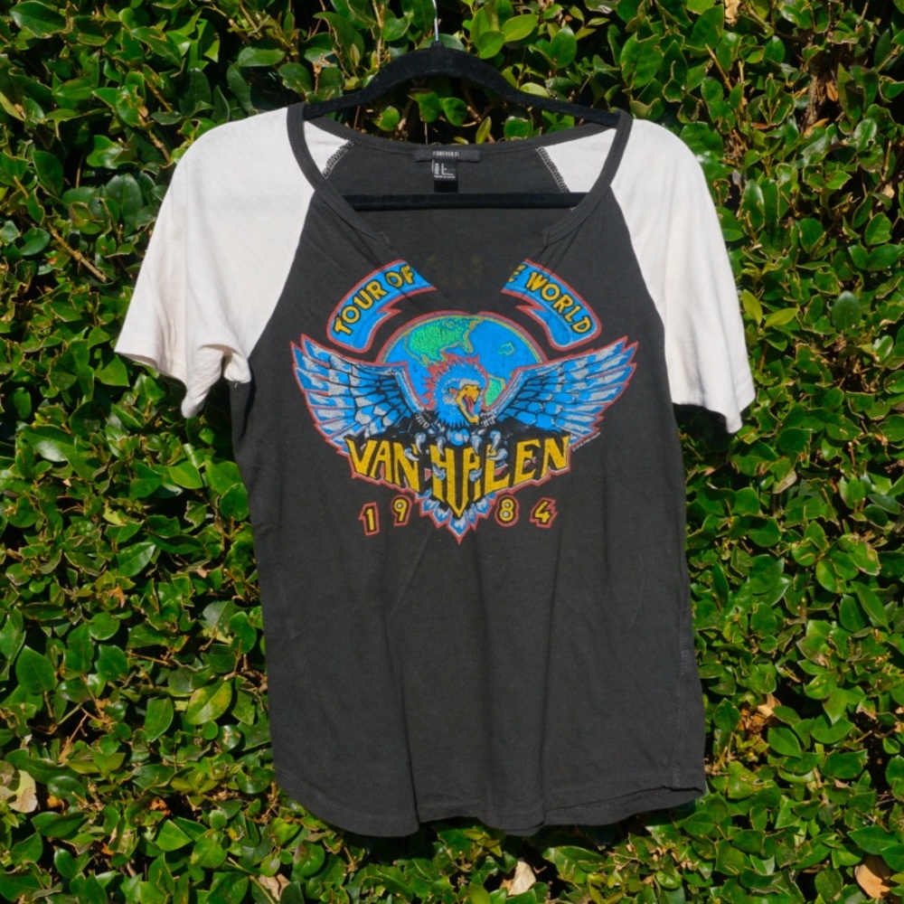 FOREVER 21 80s ROCK TSHIRT - VAN HALEN TOUR