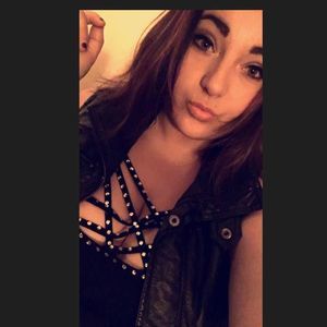 Meet your Posher, Brittney