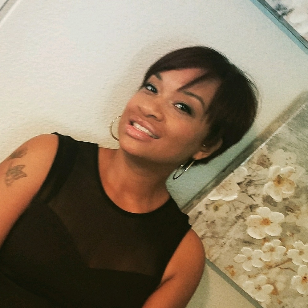 Meet your Posher, Alisha