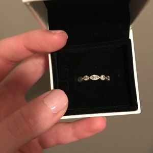 Pandora Alluring Brilliant Marquise Ring