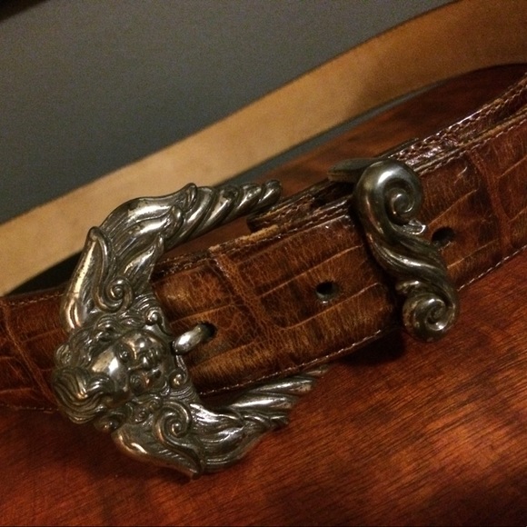 Work of art belt. Alligator leather with silver