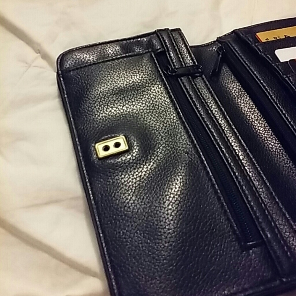 Wallet - Picture 2 of 2