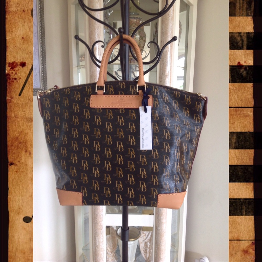 NWT 100% AUTHENTIC DOONEY & BOURKE CLASSIC HTF HBG