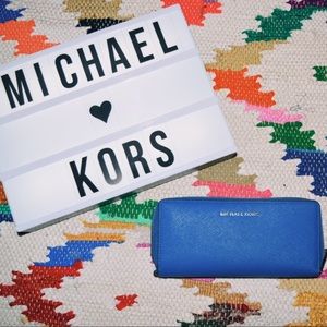 BLACK FRIDAY SALE Authentic Michael Kors Wallet