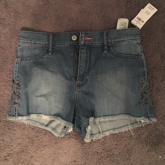 High-Rise Denim Shorts - Picture 1 of 2