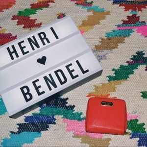 PLACE OFFER Authentic Henri Bendel Mini Wallet