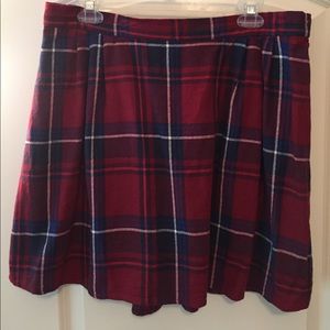 Old Navy Plaid skirt