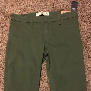 Hollister Super Skinny Jeans