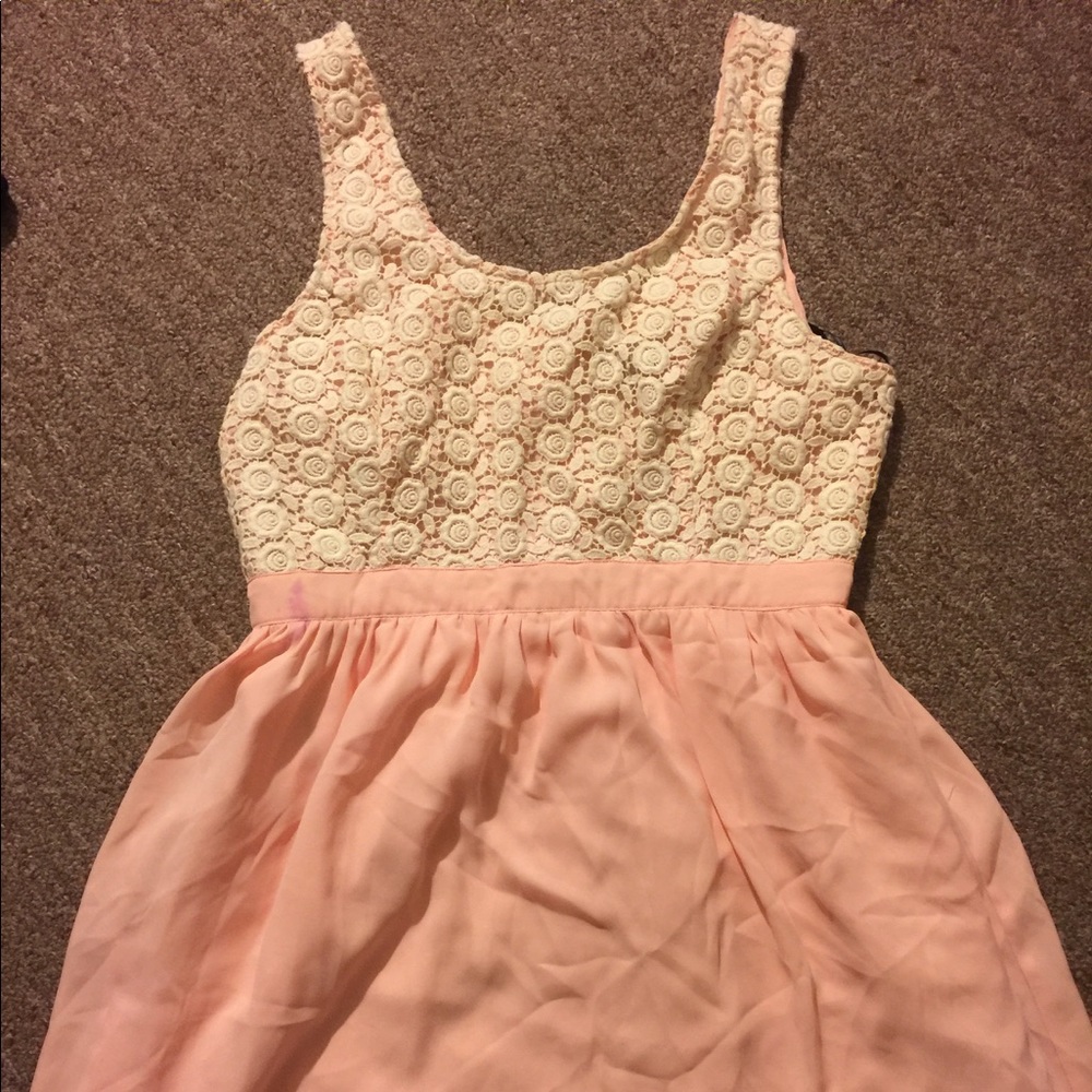 Forever21 dress.Pink bottom/flowery top.Never worn