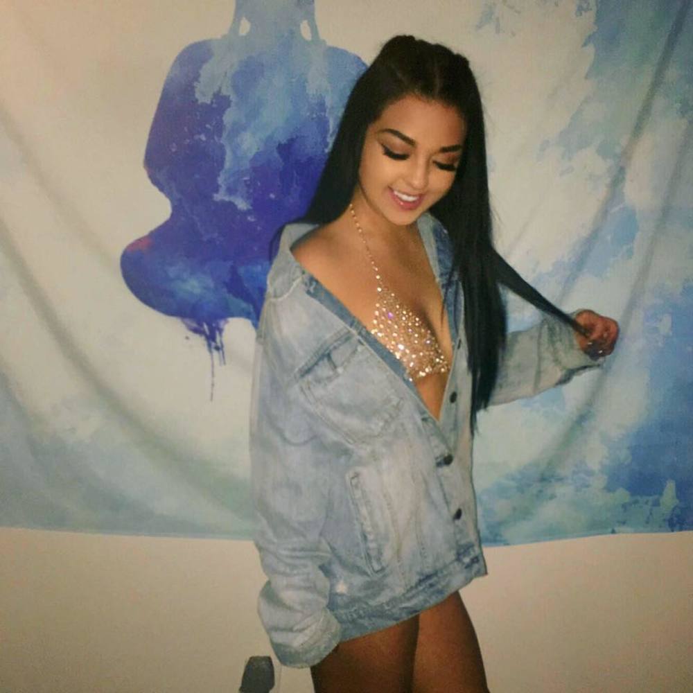 Meet your Posher, Alyssa