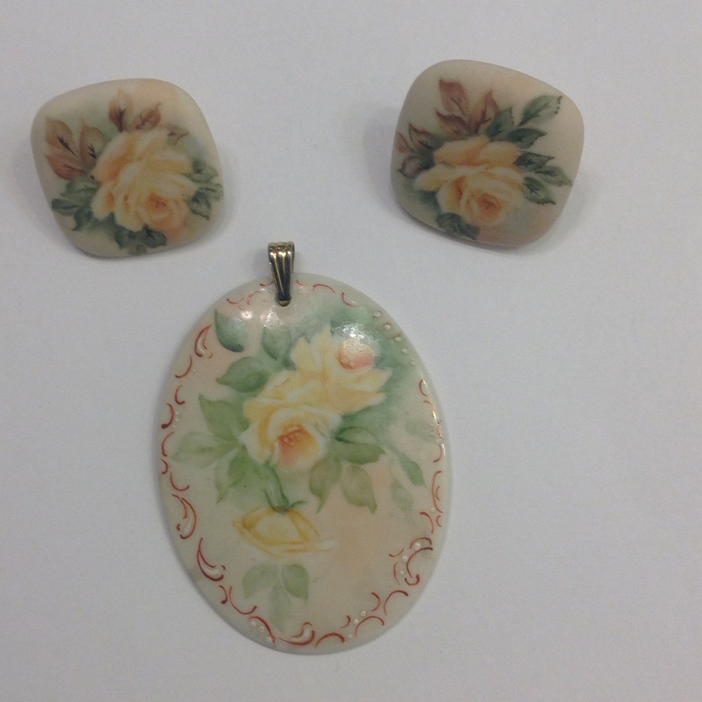 🎁 Signed & Dated, Hand Painted Vintage Set