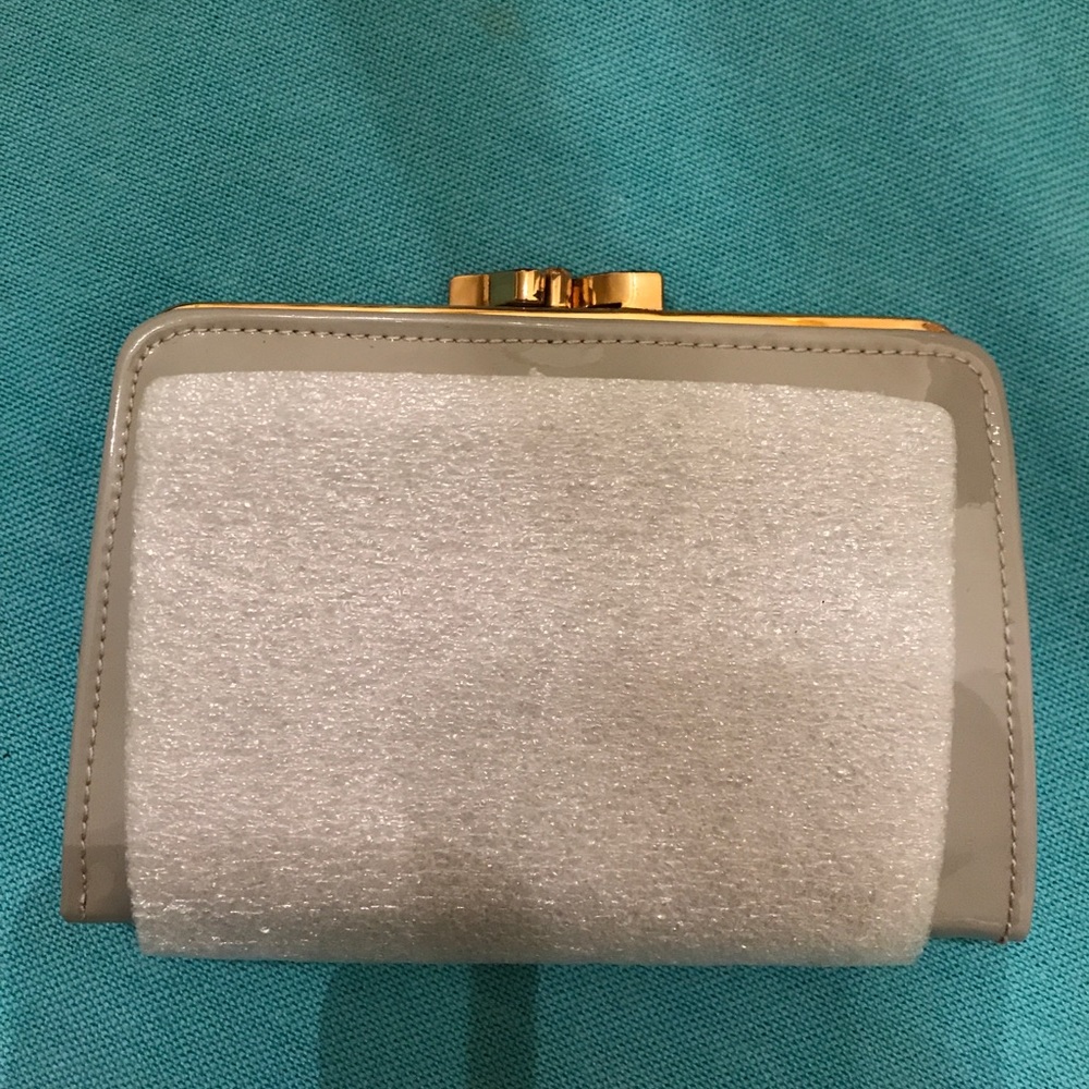 JOSEPH MAGNIN  SMALLER WALLET