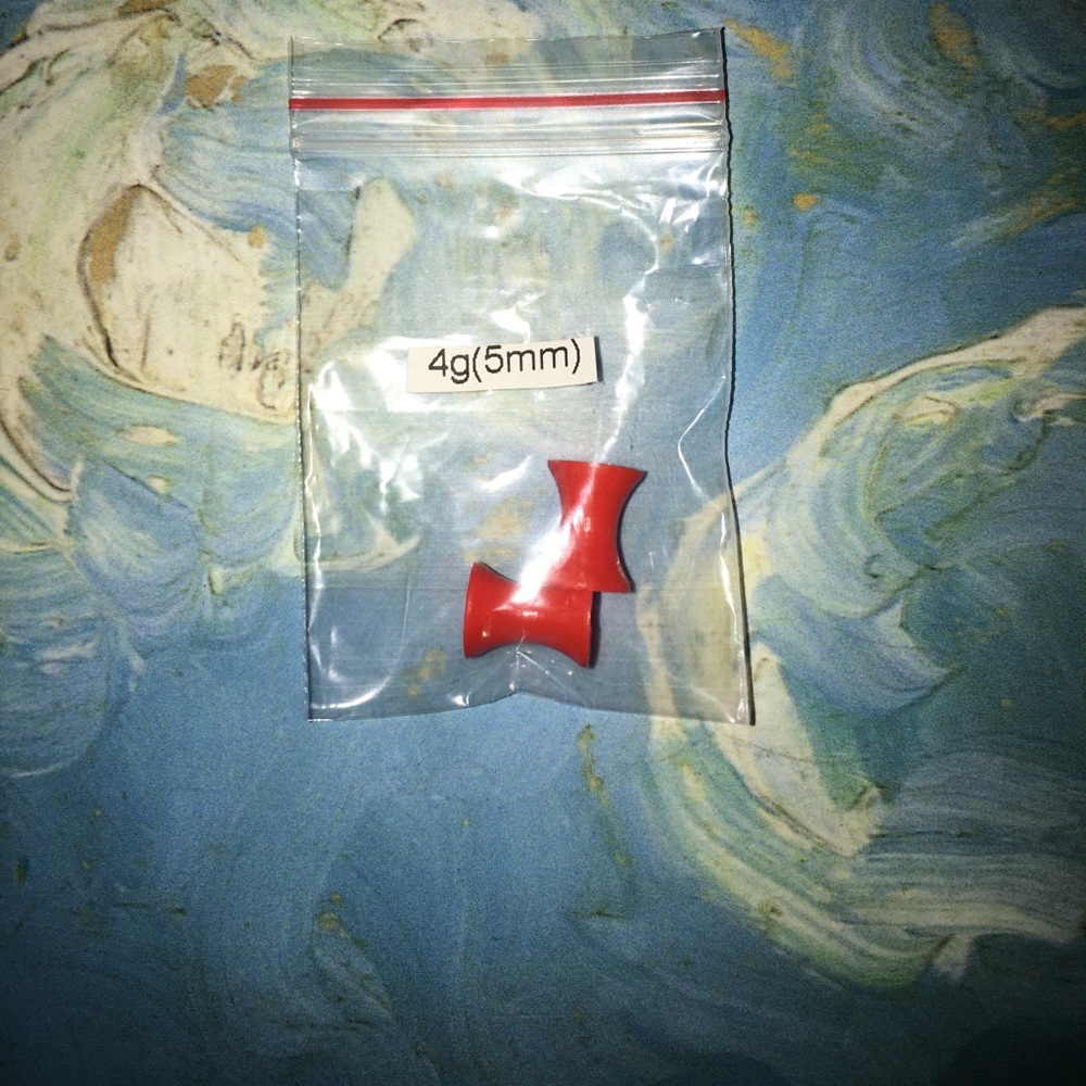 Tunnels / Gauges - red, silicone