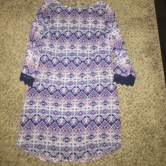 Blue pattern dress - Picture 1 of 2