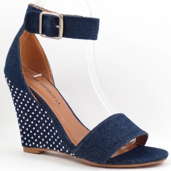 💕 Denim Silver Studded Open T - Picture 3 of 5