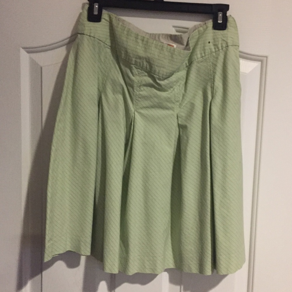 Mint green pleated skirt