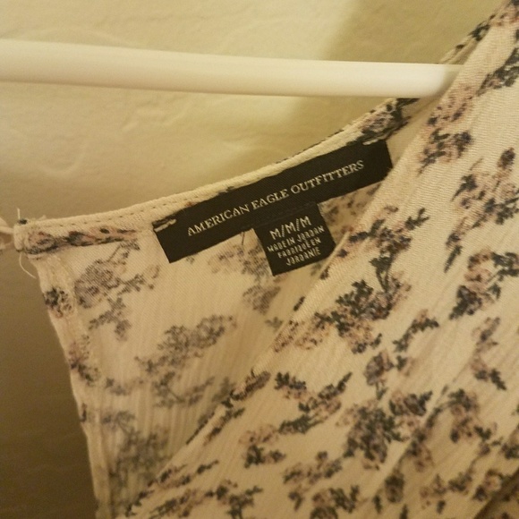 American Eagle Blouse - Picture 3 of 3