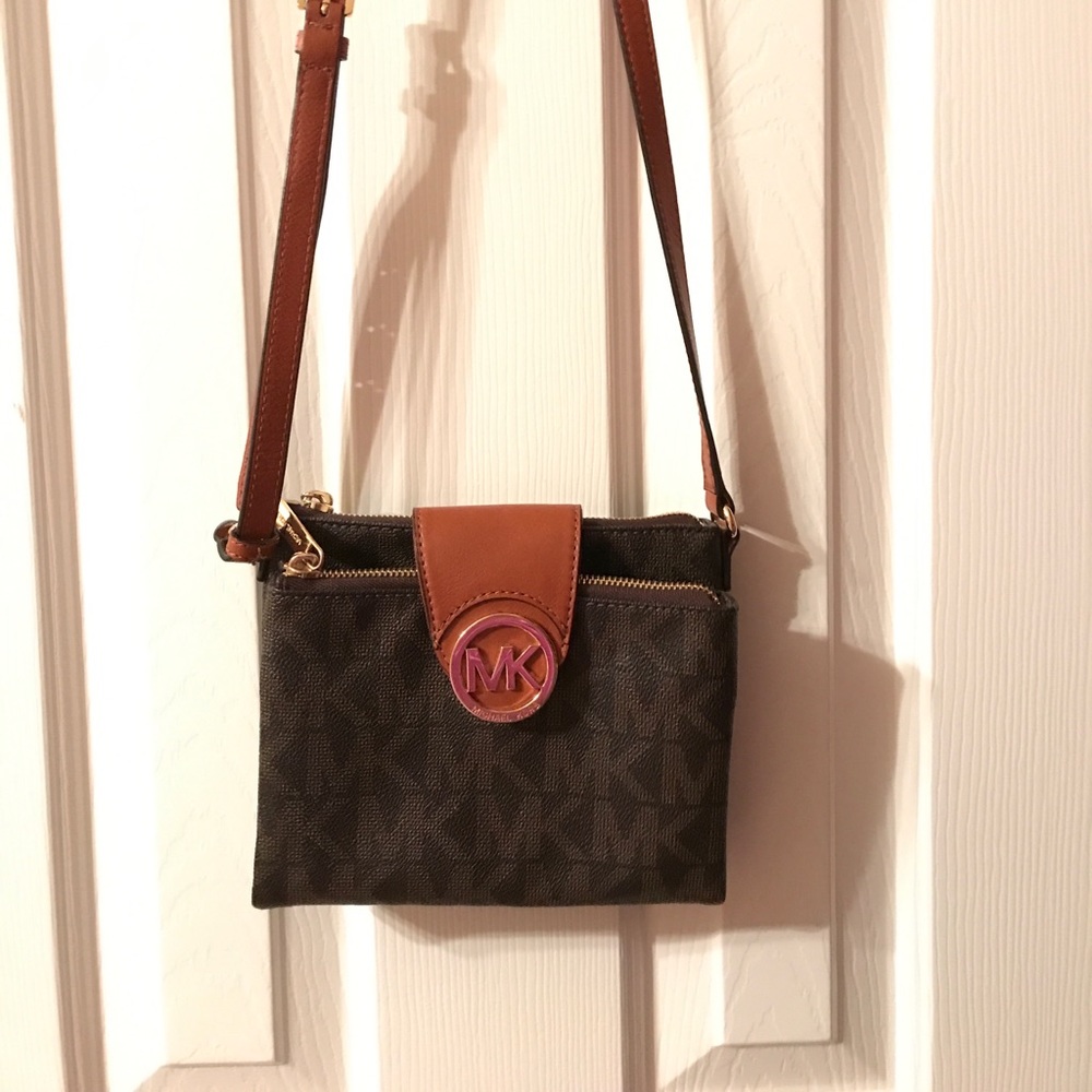 Michael Kors Fulton Crossbody