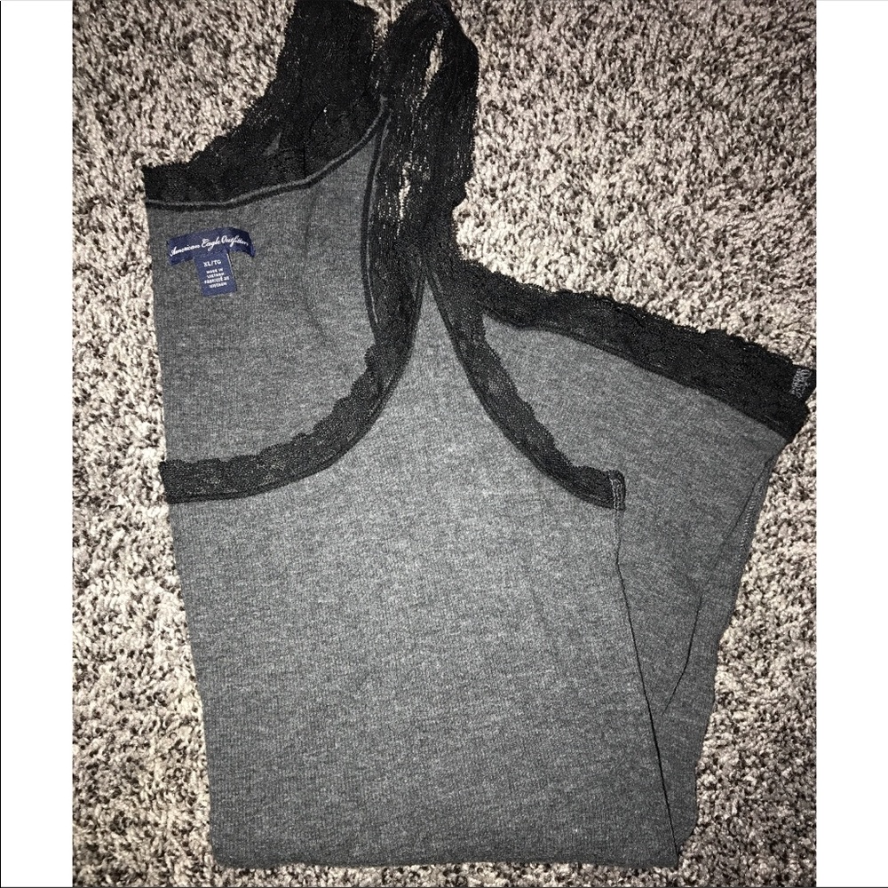 ♡ 👻SALE LIMITED TIME American Eagle Lace Tank Top