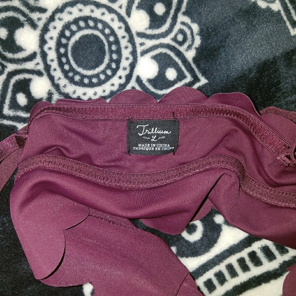 Maroon Trillium Bralette - Picture 2 of 2