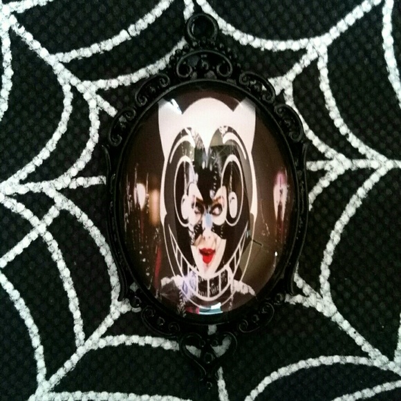 Pretty Ghouls Jewelry Catwoman Necklace Poshmark