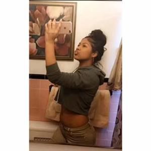 Meet your Posher, Melissa