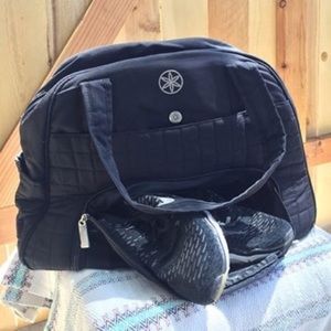 Gaiam Metro Gym Bag with Yoga Strap